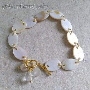 Genuine + Natural Mother of Pearl (MOP) Pearls + Quartz! Feminine Girly Bracelet